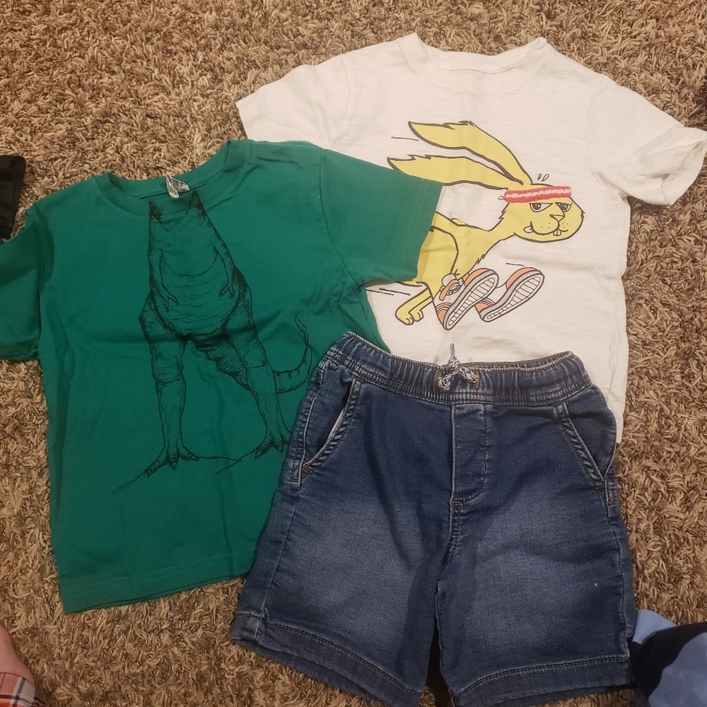 4t Dinosaur Rabbit Bundle - Picture 1 of 1
